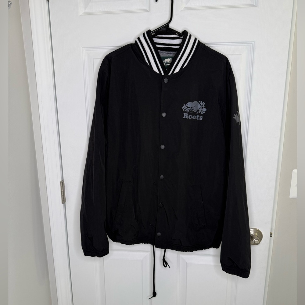 Roots Canada Men's Size L Black Long Sleeve Varsity Jacket Button NWOT